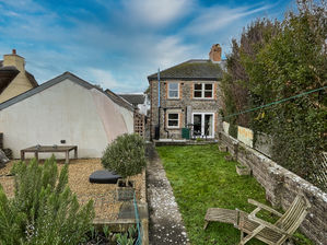 Photo 18- click for photo gallery